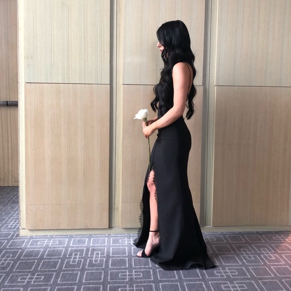 NOOKIE BLACK GOWN - Picture 1 of 2